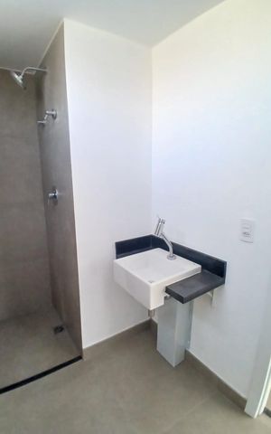 Studio para alugar com 19m², 1 quarto e sem vaga Studio para alugar com 19m², 1 quarto e sem vagaBanheiro Social