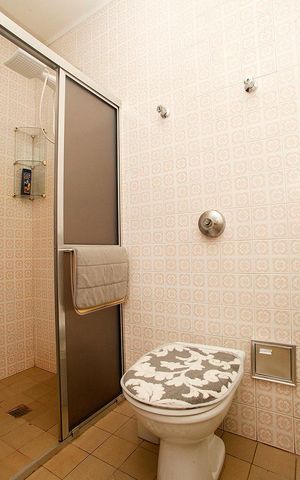 Casa à venda com 350m², 3 quartos e 3 vagasBanheiro 2