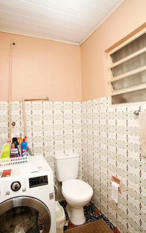 Casa à venda com 350m², 3 quartos e 3 vagasBanheiro de Serviço