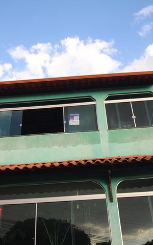 Casa à venda com 511m², 4 quartos e 4 vagasFachada 