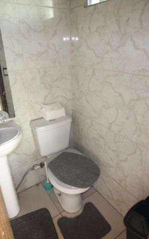 Casa à venda com 511m², 4 quartos e 4 vagasBanheiro da Área gourmet