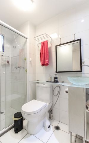 Apartamento à venda com 44m², 2 quartos e 1 vaga Apartamento à venda com 44m², 2 quartos e 1 vagaBanheiro