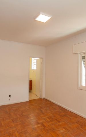 Casa à venda com 420m², 4 quartos e 6 vagasSuíte 1