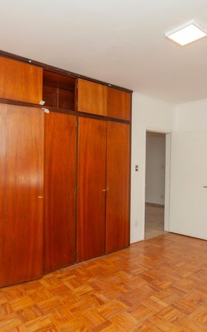 Casa à venda com 420m², 4 quartos e 6 vagasSuíte 1