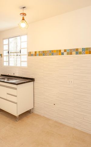 Casa à venda com 420m², 4 quartos e 6 vagasCozinha da Edícula