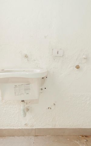 Casa à venda com 420m², 4 quartos e 6 vagasÁrea de Serviço da Edícula