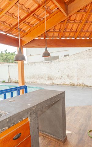 Casa à venda com 420m², 4 quartos e 6 vagasChurrasqueira