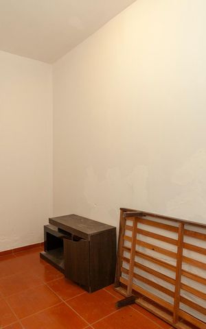 Casa à venda com 420m², 4 quartos e 6 vagasDepósito
