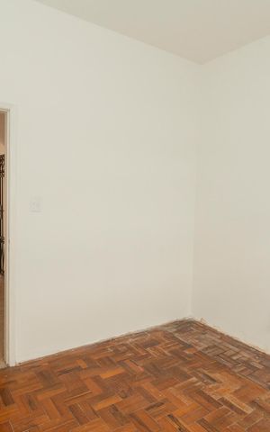 Casa à venda com 420m², 4 quartos e 6 vagasEscritório