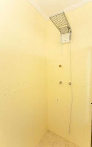 Casa à venda com 420m², 4 quartos e 6 vagasBanheiro da Suíte 1