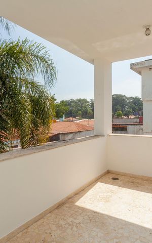 Casa à venda com 420m², 4 quartos e 6 vagasVaranda da Sala