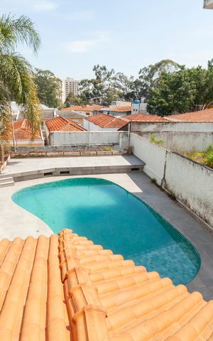 Casa à venda com 420m², 4 quartos e 6 vagasVista da Sala