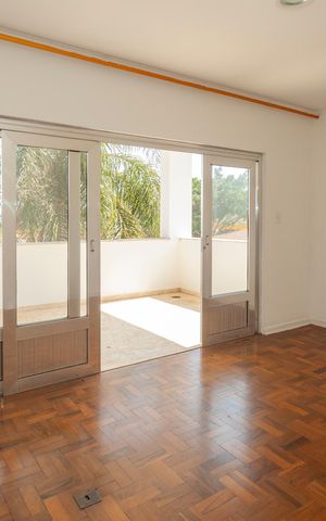 Casa à venda com 420m², 4 quartos e 6 vagasSala 2
