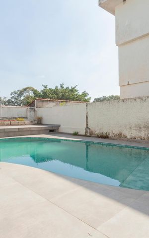Casa à venda com 420m², 4 quartos e 6 vagasPiscina