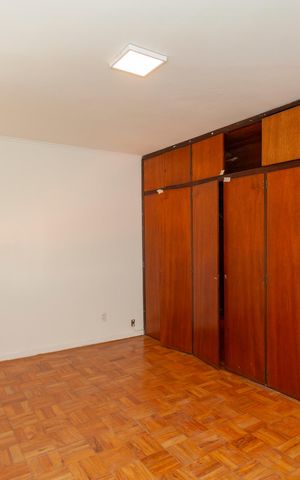 Casa à venda com 420m², 4 quartos e 6 vagasSuíte 1