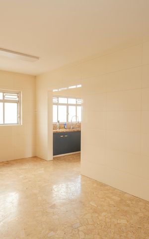 Casa à venda com 420m², 4 quartos e 6 vagasCopa