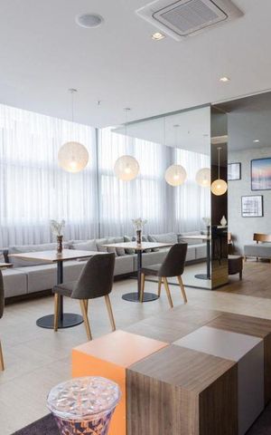 Apartamento para alugar com 42m², 1 quarto e 1 vaga Apartamento para alugar com 42m², 1 quarto e 1 vagaÁrea comum - Salão de festas