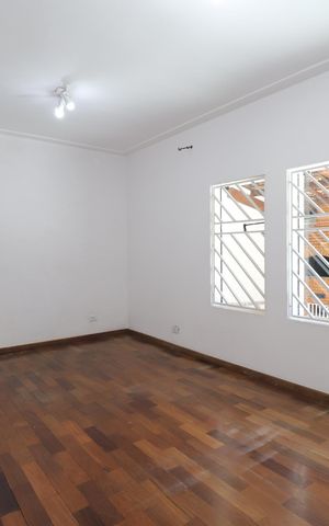 Casa à venda com 210m², 3 quartos e 4 vagasSala