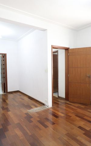 Casa à venda com 210m², 3 quartos e 4 vagasSuíte