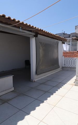 Casa à venda com 210m², 3 quartos e 4 vagasTerraço