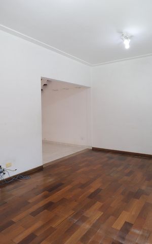 Casa à venda com 210m², 3 quartos e 4 vagasSala