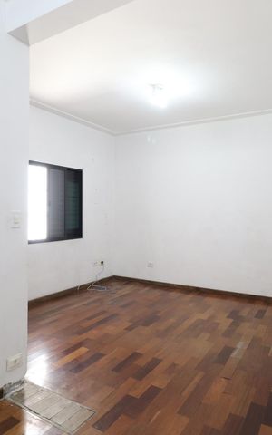 Casa à venda com 210m², 3 quartos e 4 vagasSuíte