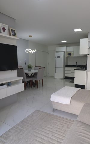 Apartamento à venda com 66m², 2 quartos e 2 vagasSala