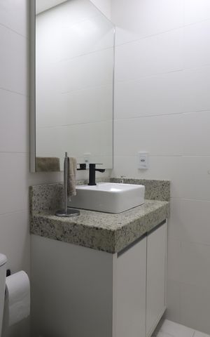Apartamento à venda com 66m², 2 quartos e 2 vagasBanheiro