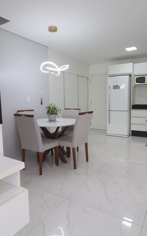 Apartamento à venda com 66m², 2 quartos e 2 vagasSala