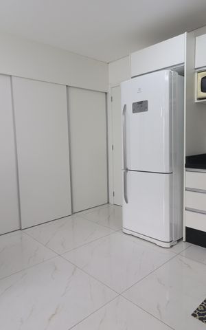 Apartamento à venda com 66m², 2 quartos e 2 vagasCozinha