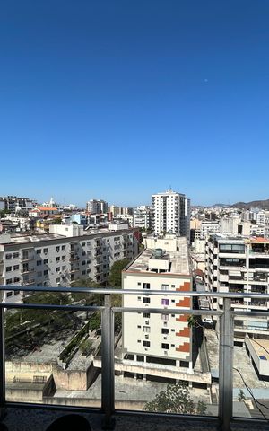 Apartamento à venda com 179m², 4 quartos e 3 vagasVista da cobertura