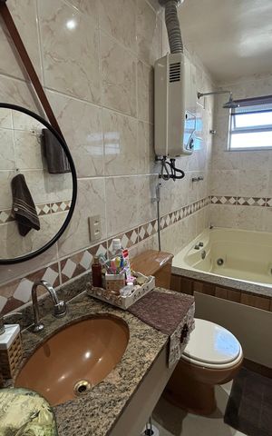 Apartamento à venda com 179m², 4 quartos e 3 vagasBanheiro 3