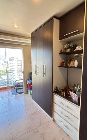 Apartamento à venda com 179m², 4 quartos e 3 vagasQuarto 2