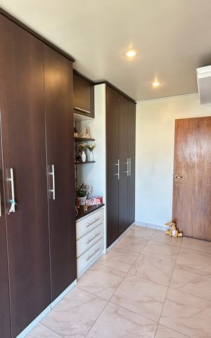 Apartamento à venda com 179m², 4 quartos e 3 vagasQuarto 2