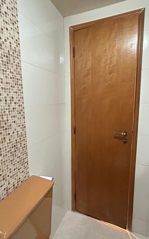 Apartamento à venda com 179m², 4 quartos e 3 vagasBanheiro 2
