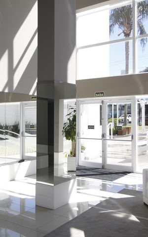 Apartamento à venda com 86m², 3 quartos e 2 vagasHall social