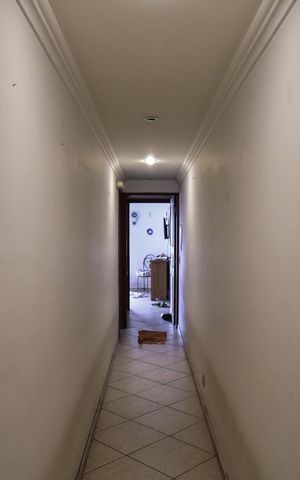 Apartamento à venda com 273m², 4 quartos e 4 vagasCorredor