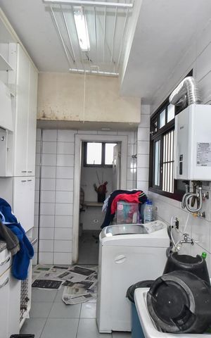 Apartamento à venda com 273m², 4 quartos e 4 vagasÁrea de Serviço