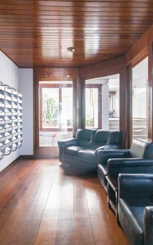 Apartamento à venda com 69m², 2 quartos e 1 vagaHall de entrada