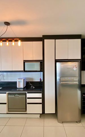 Apartamento para alugar com 168m², 3 quartos e 2 vagas Apartamento para alugar com 168m², 3 quartos e 2 vagasSala/Cozinha