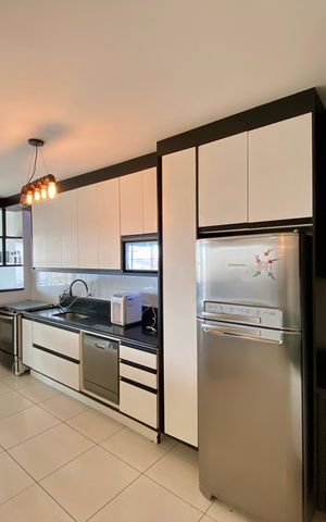 Apartamento para alugar com 168m², 3 quartos e 2 vagas Apartamento para alugar com 168m², 3 quartos e 2 vagasSala/Cozinha
