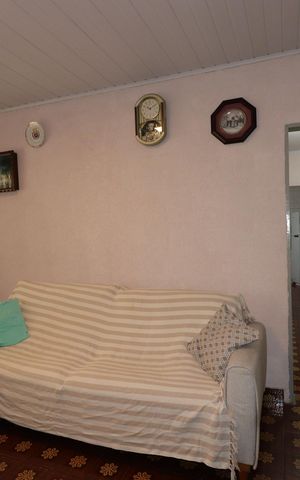 Casa à venda com 147m², 2 quartos e 3 vagasSala