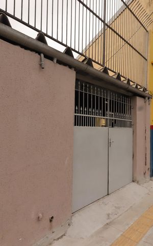 Casa à venda com 147m², 2 quartos e 3 vagasFachada