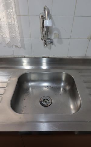 Casa à venda com 147m², 2 quartos e 3 vagasCozinha - Pia