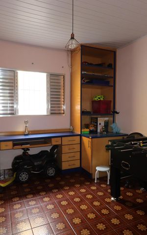 Casa à venda com 147m², 2 quartos e 3 vagasQuarto 2