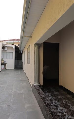 Casa à venda com 147m², 2 quartos e 3 vagasQuintal