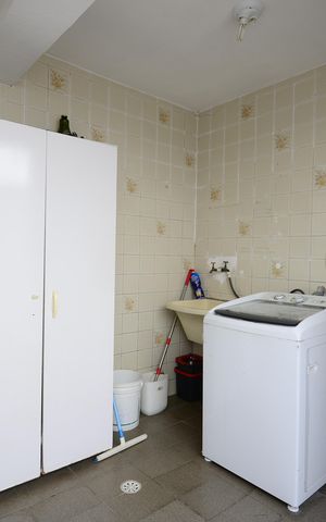 Casa para alugar com 160m², 2 quartos e 1 vagaÁrea de Serviço