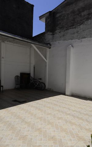 Casa para alugar com 160m², 2 quartos e 1 vagaQuintal