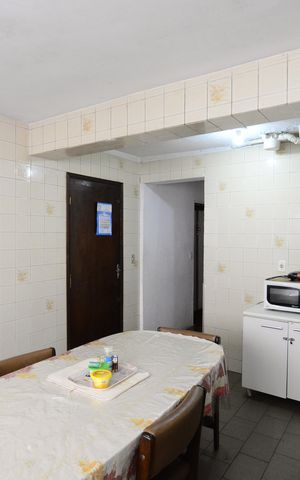 Casa para alugar com 160m², 2 quartos e 1 vagaCozinha