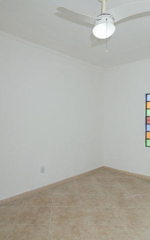 Casa à venda com 220m², 5 quartos e 5 vagasSala